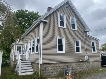 75 Deering Sq, Rockland, Massachusetts, 4 Bedrooms Bedrooms, 7 Rooms Rooms,1.5 BathroomsBathrooms,Residential Lease,For Rent,Deering Sq,73519227