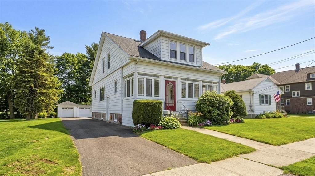 59 Ellerton St, Chicopee, Massachusetts, 4 Bedrooms Bedrooms, 7 Rooms Rooms,1.5 BathroomsBathrooms,Residential,For Sale,Ellerton St,73504167