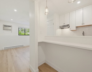 800 County, Taunton, Massachusetts, 1 Bedroom Bedrooms, 2 Rooms Rooms,1 BathroomBathrooms,Residential Lease,For Rent,County,73517163