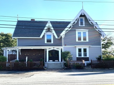111 Summer Street, Haverhill, Massachusetts, 1 Bedroom Bedrooms, 4 Rooms Rooms,1 BathroomBathrooms,Residential Lease,For Rent,Summer Street,73488093 111 Summer Street, Haverhill, Massachusetts, 1 Bedroom Bedrooms, 4 Rooms Rooms,1 BathroomBathrooms,Residential Lease,For Rent,Summer Street,73488093