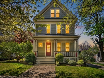 84 Lincoln St, Melrose, Massachusetts, 4 Bedrooms Bedrooms, 8 Rooms Rooms,3 BathroomsBathrooms,Residential,For Sale,Lincoln St,73513681 84 Lincoln St, Melrose, Massachusetts, 4 Bedrooms Bedrooms, 8 Rooms Rooms,3 BathroomsBathrooms,Residential,For Sale,Lincoln St,73513681