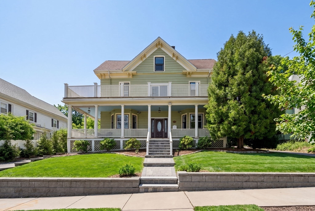 121 Prospect Ave, Quincy, Massachusetts, 5 Bedrooms Bedrooms, 10 Rooms Rooms,4 BathroomsBathrooms,Residential,For Sale,Prospect Ave,73509715