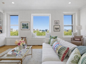 122 Beacon Street, Boston, Massachusetts, 2 Bedrooms Bedrooms, 5 Rooms Rooms,2 BathroomsBathrooms,Residential,For Sale,Beacon Street,73496293