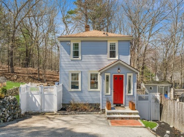 17 Vale Rd, Wakefield, Massachusetts, 3 Bedrooms Bedrooms, 6 Rooms Rooms,1.5 BathroomsBathrooms,Residential,For Sale,Vale Rd,73501806 17 Vale Rd, Wakefield, Massachusetts, 3 Bedrooms Bedrooms, 6 Rooms Rooms,1.5 BathroomsBathrooms,Residential,For Sale,Vale Rd,73501806