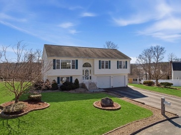 16 Princeton Rd, Hudson, Massachusetts, 3 Bedrooms Bedrooms, 7 Rooms Rooms,2.5 BathroomsBathrooms,Residential,For Sale,Princeton Rd,73485590 16 Princeton Rd, Hudson, Massachusetts, 3 Bedrooms Bedrooms, 7 Rooms Rooms,2.5 BathroomsBathrooms,Residential,For Sale,Princeton Rd,73485590