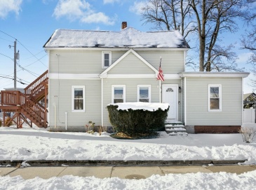 212 Spruce St, Leominster, Massachusetts, 4 Bedrooms Bedrooms, 10 Rooms Rooms,2 BathroomsBathrooms,Residential Income,For Sale,Spruce St,73487109 212 Spruce St, Leominster, Massachusetts, 4 Bedrooms Bedrooms, 10 Rooms Rooms,2 BathroomsBathrooms,Residential Income,For Sale,Spruce St,73487109
