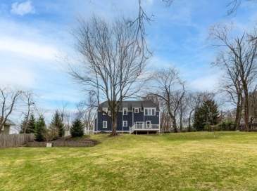 220 Beacon St, Milton, Massachusetts, 4 Bedrooms Bedrooms, 10 Rooms Rooms,4 BathroomsBathrooms,Residential,For Sale,Beacon St,73497760