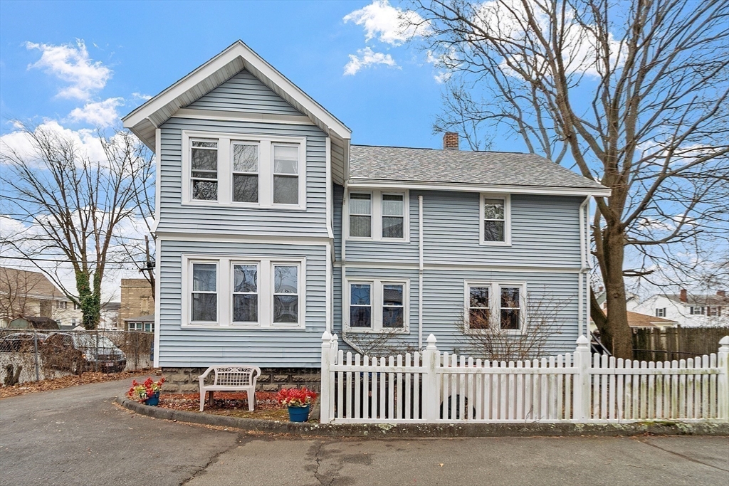 1 Wentworth Ter, Malden, Massachusetts, 1 Bedroom Bedrooms, 6 Rooms Rooms,1 BathroomBathrooms,Residential Lease,For Rent,Wentworth Ter,73500662
