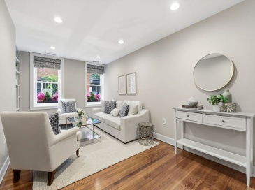 84 Myrtle St, Boston, Massachusetts, 2 Bedrooms Bedrooms, 5 Rooms Rooms,2 BathroomsBathrooms,Residential,For Sale,Myrtle St,73506732