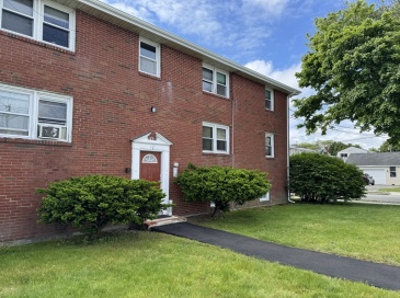 12 Essex Street, Quincy, Massachusetts, 2 Bedrooms Bedrooms, 4 Rooms Rooms,1 BathroomBathrooms,Residential Lease,For Rent,Essex Street,73527530