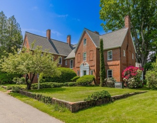 82 River Rd, Topsfield, Massachusetts, 7 Bedrooms Bedrooms, 12 Rooms Rooms,3.5 BathroomsBathrooms,Residential,For Sale,River Rd,73527545
