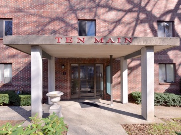 10 Main Street, Framingham, Massachusetts, 1 Bedroom Bedrooms, 3 Rooms Rooms,1 BathroomBathrooms,Residential Lease,For Rent,Main Street,73527700 10 Main Street, Framingham, Massachusetts, 1 Bedroom Bedrooms, 3 Rooms Rooms,1 BathroomBathrooms,Residential Lease,For Rent,Main Street,73527700