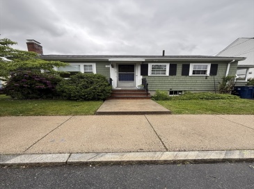 15 Swan St, Boston, Massachusetts, 2 Bedrooms Bedrooms, 5 Rooms Rooms,1 BathroomBathrooms,Residential Lease,For Rent,Swan St,73527708 15 Swan St, Boston, Massachusetts, 2 Bedrooms Bedrooms, 5 Rooms Rooms,1 BathroomBathrooms,Residential Lease,For Rent,Swan St,73527708