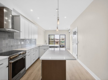 16 Northend Blvd, Salisbury, Massachusetts, 3 Bedrooms Bedrooms, 6 Rooms Rooms,3.5 BathroomsBathrooms,Residential,For Sale,Northend Blvd,73527773