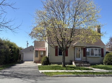 18 Cambridge Street, Ludlow, Massachusetts, 4 Bedrooms Bedrooms, 6 Rooms Rooms,2 BathroomsBathrooms,Residential,For Sale,Cambridge Street,73508135