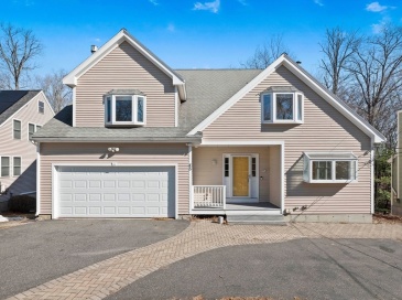 45 Gates St, Framingham, Massachusetts, 3 Bedrooms Bedrooms, 6 Rooms Rooms,2.5 BathroomsBathrooms,Residential,For Sale,Gates St,73488225