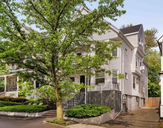 19 Crocker Street, Somerville, Massachusetts, 7 Bedrooms Bedrooms, 13 Rooms Rooms,2 BathroomsBathrooms,Residential Income,For Sale,Crocker Street,73527851