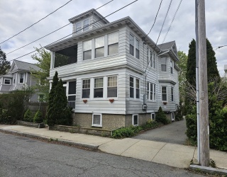 65-67 Farnham Street, Fall River, Massachusetts, 4 Bedrooms Bedrooms, 10 Rooms Rooms,2 BathroomsBathrooms,Residential Income,For Sale,Farnham Street,73527818
