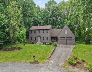 111 Lea Ave, Northbridge, Massachusetts, 5 Bedrooms Bedrooms, 8 Rooms Rooms,3 BathroomsBathrooms,Residential,For Sale,Lea Ave,73527762