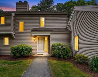 2 Daybreak, Wayland, Massachusetts, 3 Bedrooms Bedrooms, 6 Rooms Rooms,2.5 BathroomsBathrooms,Residential,For Sale,Daybreak,73527792