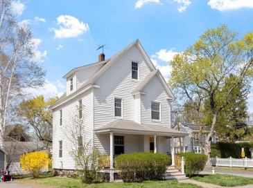10 Concord St., Maynard, Massachusetts, 3 Bedrooms Bedrooms, 9 Rooms Rooms,1.5 BathroomsBathrooms,Residential,For Sale,Concord St.,73507571