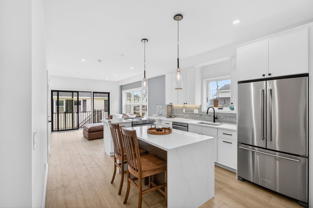 16 Northend Blvd, Salisbury, Massachusetts, 3 Bedrooms Bedrooms, 6 Rooms Rooms,3.5 BathroomsBathrooms,Residential,For Sale,Northend Blvd,73527684