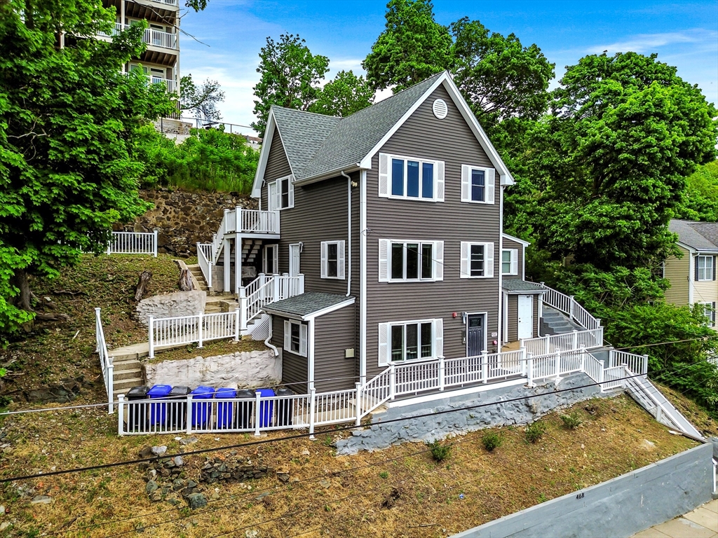 468 Salem St, Malden, Massachusetts, 6 Bedrooms Bedrooms, 16 Rooms Rooms,4 BathroomsBathrooms,Residential Income,For Sale,Salem St,73527683