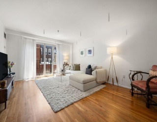 350 North Street, Boston, Massachusetts, 1 Bedroom Bedrooms, 4 Rooms Rooms,1 BathroomBathrooms,Residential,For Sale,North Street,73528202