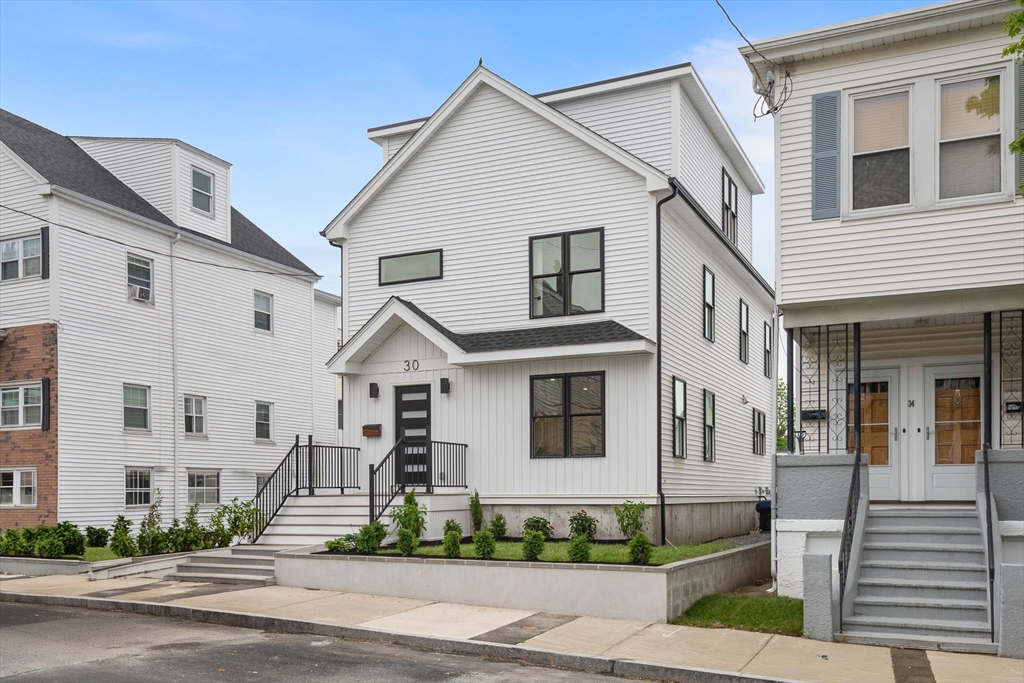 30 Tapley Avenue, Revere, Massachusetts, 4 Bedrooms Bedrooms, 8 Rooms Rooms,4.5 BathroomsBathrooms,Residential,For Sale,Tapley Avenue,73528220