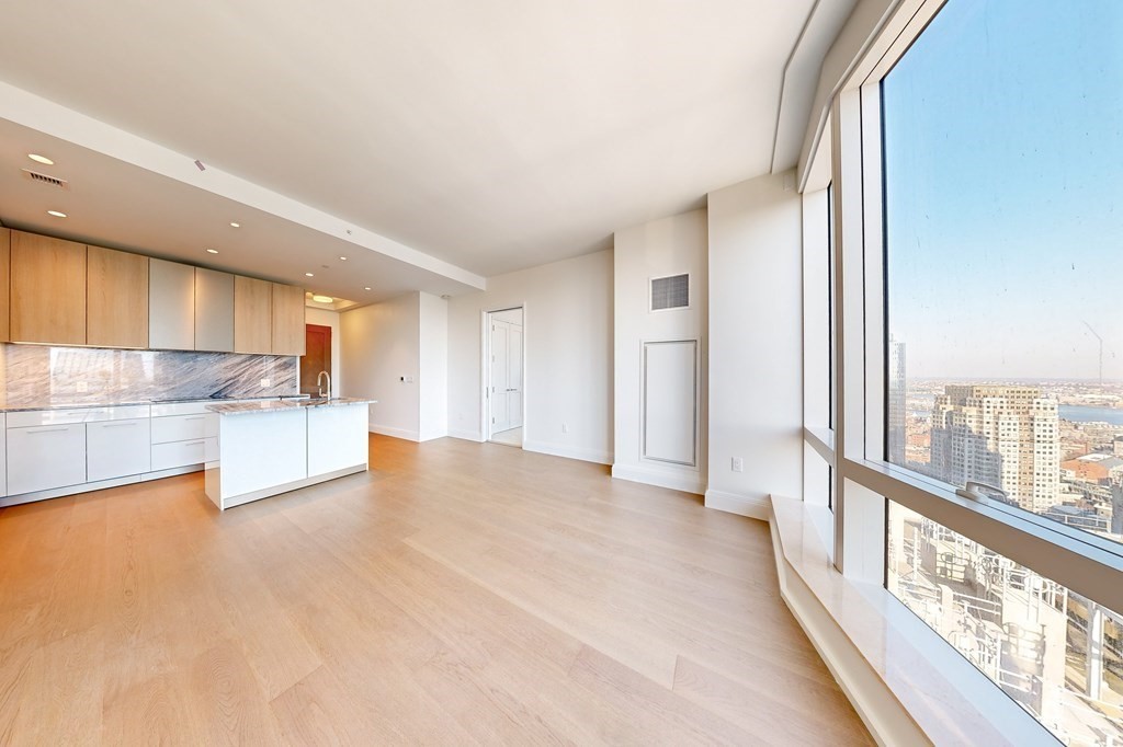240 Devonshire Street, Boston, Massachusetts, 1 Bedroom Bedrooms, 3 Rooms Rooms,1 BathroomBathrooms,Residential,For Sale,Devonshire Street,73466478