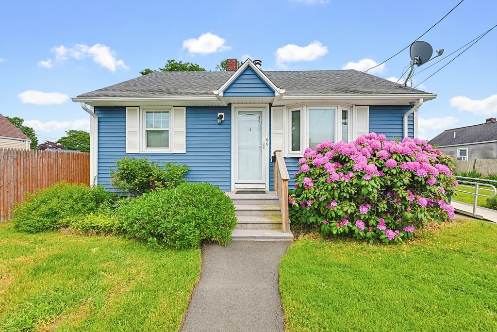 66 Little Neck Avenue, Swansea, Massachusetts, 3 Bedrooms Bedrooms, 8 Rooms Rooms,1 BathroomBathrooms,Residential,For Sale,Little Neck Avenue,73528102
