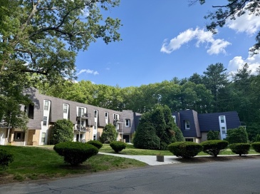 5 Shadowbrook Ln, Milford, Massachusetts, 2 Bedrooms Bedrooms, 4 Rooms Rooms,1.5 BathroomsBathrooms,Residential,For Sale,Shadowbrook Ln,73527869 5 Shadowbrook Ln, Milford, Massachusetts, 2 Bedrooms Bedrooms, 4 Rooms Rooms,1.5 BathroomsBathrooms,Residential,For Sale,Shadowbrook Ln,73527869