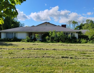 186 Eight Lots Road, Sutton, Massachusetts, 4 Bedrooms Bedrooms, 9 Rooms Rooms,3 BathroomsBathrooms,Residential,For Sale,Eight Lots Road,73528147