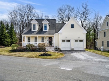 21 Magnolia Ln, Groton, Massachusetts, 3 Bedrooms Bedrooms, 9 Rooms Rooms,2.5 BathroomsBathrooms,Residential,For Sale,Magnolia Ln,73451901