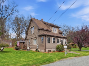 43 Tait Street, Ludlow, Massachusetts, 3 Bedrooms Bedrooms, 6 Rooms Rooms,1.5 BathroomsBathrooms,Residential,For Sale,Tait Street,73506752