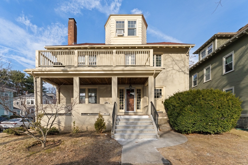 79-81 Moraine St, Boston, Massachusetts, 9 Bedrooms Bedrooms, 15 Rooms Rooms,3 BathroomsBathrooms,Residential Income,For Sale,Moraine St,73479614