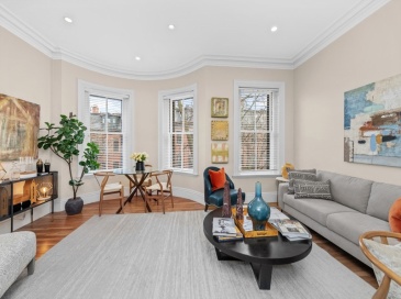 75 Montgomery St, Boston, Massachusetts, 1 Bedroom Bedrooms, 3 Rooms Rooms,1 BathroomBathrooms,Residential,For Sale,Montgomery St,73501505