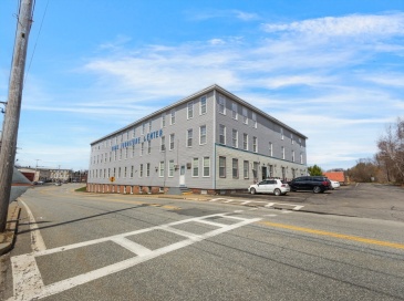 562 Main St, Gardner, Massachusetts, ,Commercial Sale,For Sale,Main St,73528315