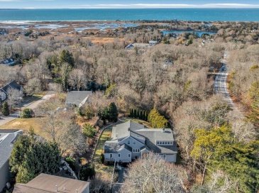 832 Brick Kiln Rd, Falmouth, Massachusetts, 4 Bedrooms Bedrooms, 7 Rooms Rooms,3.5 BathroomsBathrooms,Residential,For Sale,Brick Kiln Rd,73528344