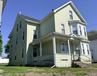 315 High St, Webster, Massachusetts, 6 Bedrooms Bedrooms, 10 Rooms Rooms,2 BathroomsBathrooms,Residential Income,For Sale,High St,73528395