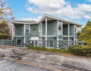 320 Gifford Street, Falmouth, Massachusetts, ,Commercial Sale,For Sale,Gifford Street,73528398