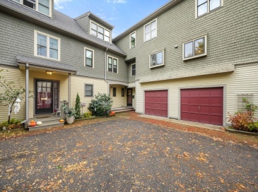 10 Eustis Street, Cambridge, Massachusetts, 3 Bedrooms Bedrooms, 6 Rooms Rooms,3.5 BathroomsBathrooms,Residential Lease,For Rent,Eustis Street,73528411 10 Eustis Street, Cambridge, Massachusetts, 3 Bedrooms Bedrooms, 6 Rooms Rooms,3.5 BathroomsBathrooms,Residential Lease,For Rent,Eustis Street,73528411