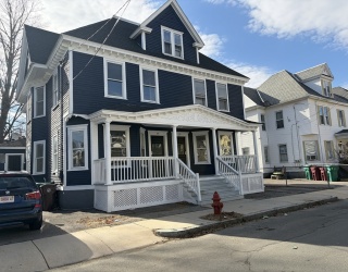 27 Burtt Street, Lowell, Massachusetts, 5 Bedrooms Bedrooms, 8 Rooms Rooms,2 BathroomsBathrooms,Residential Lease,For Rent,Burtt Street,73528669