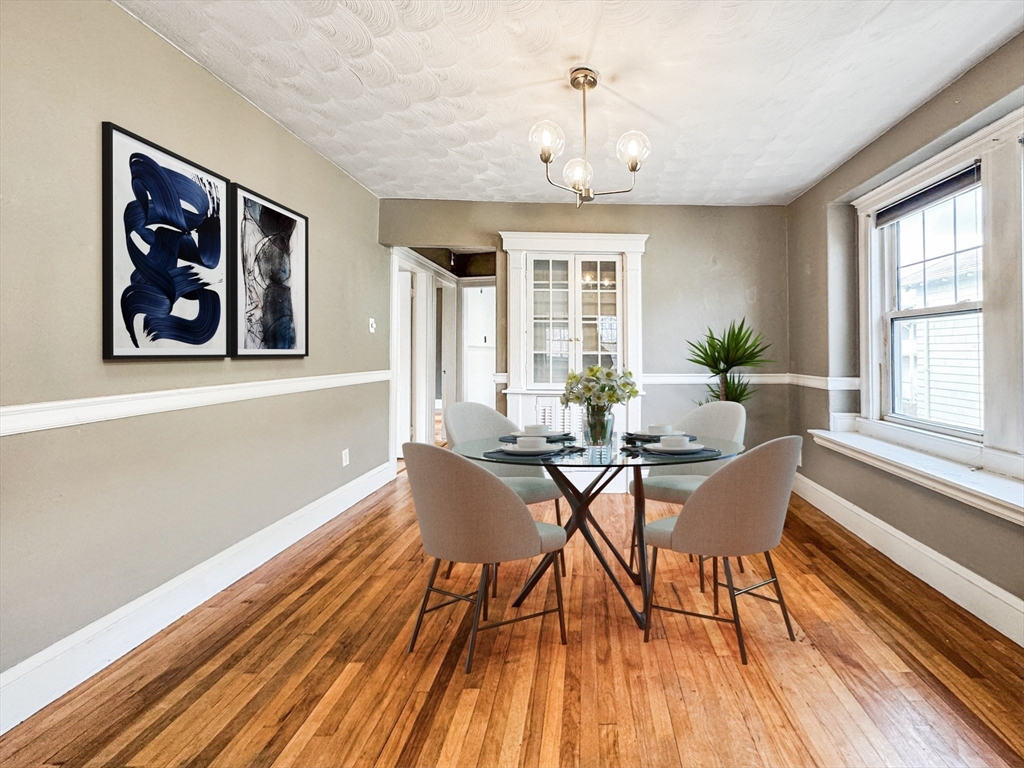 18 Wheelwright, Medford, Massachusetts, 2 Bedrooms Bedrooms, 6 Rooms Rooms,1 BathroomBathrooms,Residential Lease,For Rent,Wheelwright,73528678