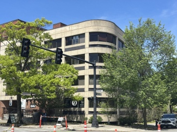 1842 Beacon St., Brookline, Massachusetts, ,Commercial Lease,For Rent,Beacon St.,73528688