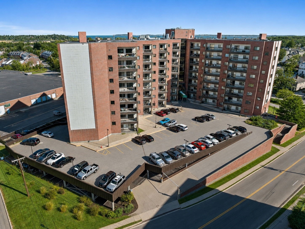 90 Quincy Shore Dr, Quincy, Massachusetts, 1 Bedroom Bedrooms, 3 Rooms Rooms,1 BathroomBathrooms,Residential,For Sale,Quincy Shore Dr,73528615