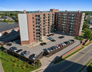 90 Quincy Shore Dr, Quincy, Massachusetts, 1 Bedroom Bedrooms, 3 Rooms Rooms,1 BathroomBathrooms,Residential,For Sale,Quincy Shore Dr,73528615