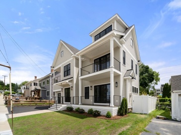 145 Dorchester St, Quincy, Massachusetts, 4 Bedrooms Bedrooms, 8 Rooms Rooms,3.5 BathroomsBathrooms,Residential,For Sale,Dorchester St,73528328