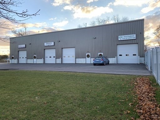 232-236 Huttleston Ave, Fairhaven, Massachusetts, ,Commercial Lease,For Rent,Huttleston Ave,73498735