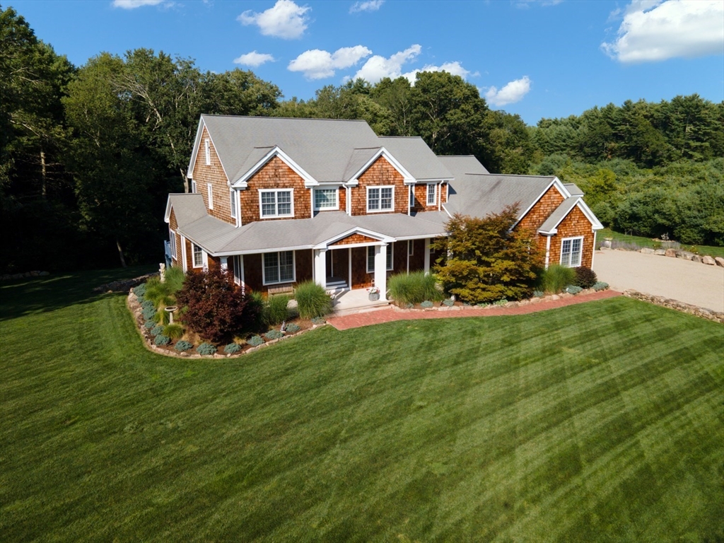 129 Dexter Lane, Rochester, Massachusetts, 5 Bedrooms Bedrooms, 19 Rooms Rooms,3.5 BathroomsBathrooms,Residential,For Sale,Dexter Lane,73528359